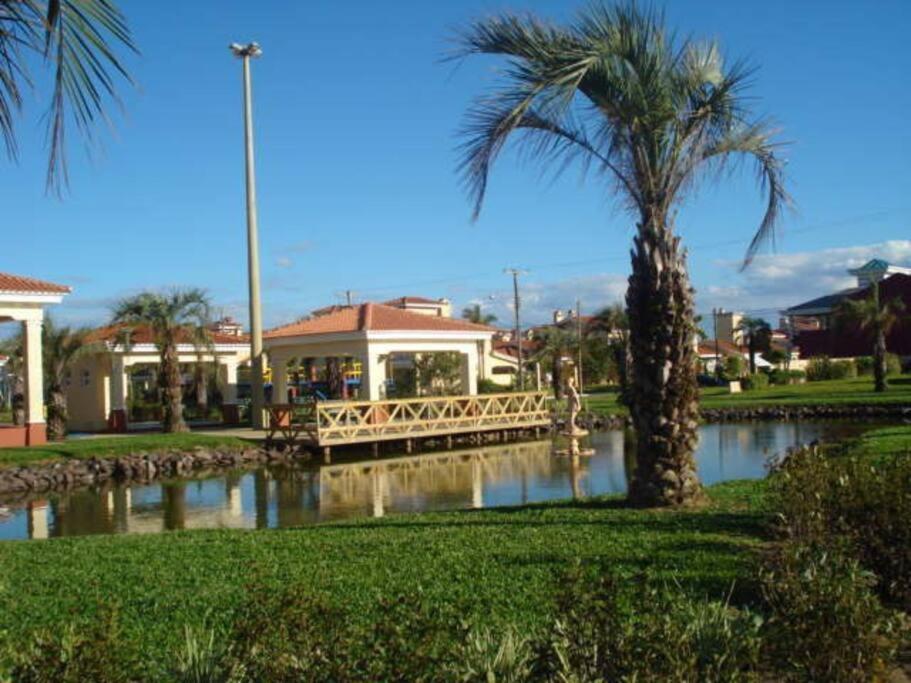 Acolhedora Casa De Praia Em Condominio Fechado A Beira Mar Шангрі-ла Екстер'єр фото